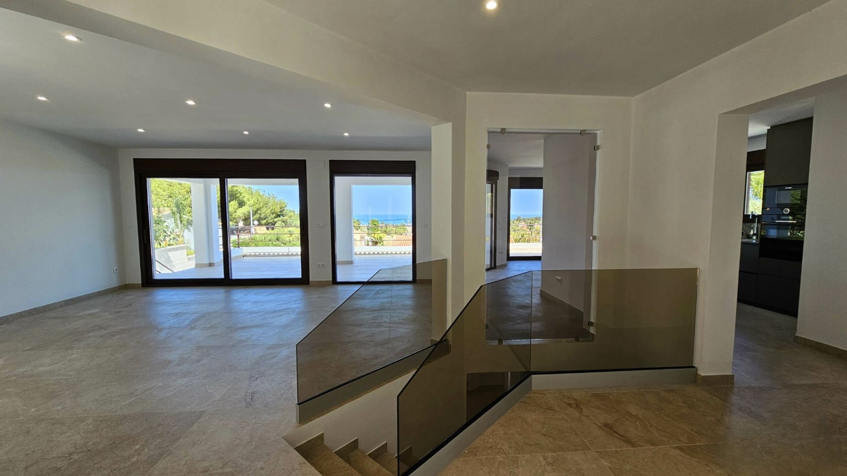 Villa mit 4 Schlafzimmern in Denia, Montgó