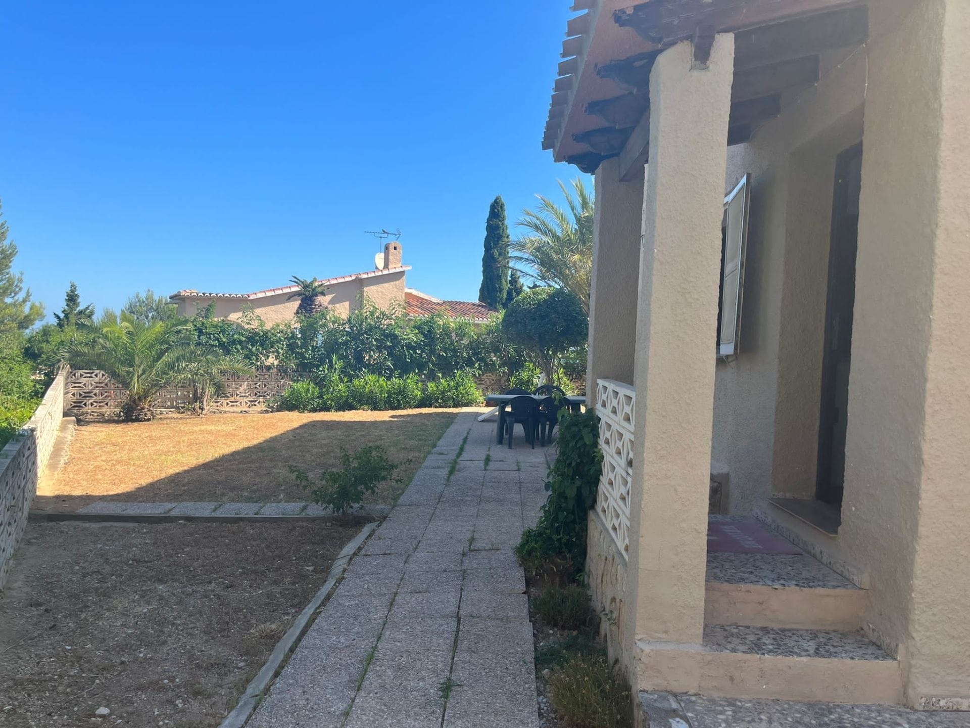 Chalet con vistas al mar en Denia