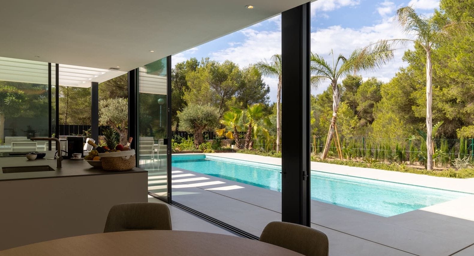 Villa de lujo de obra nueva en Jávea – Parcela sur de 1.032 m², piscina climatizada y alta eficiencia energética