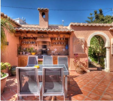 Venta. Chalet/Villa en Benissa