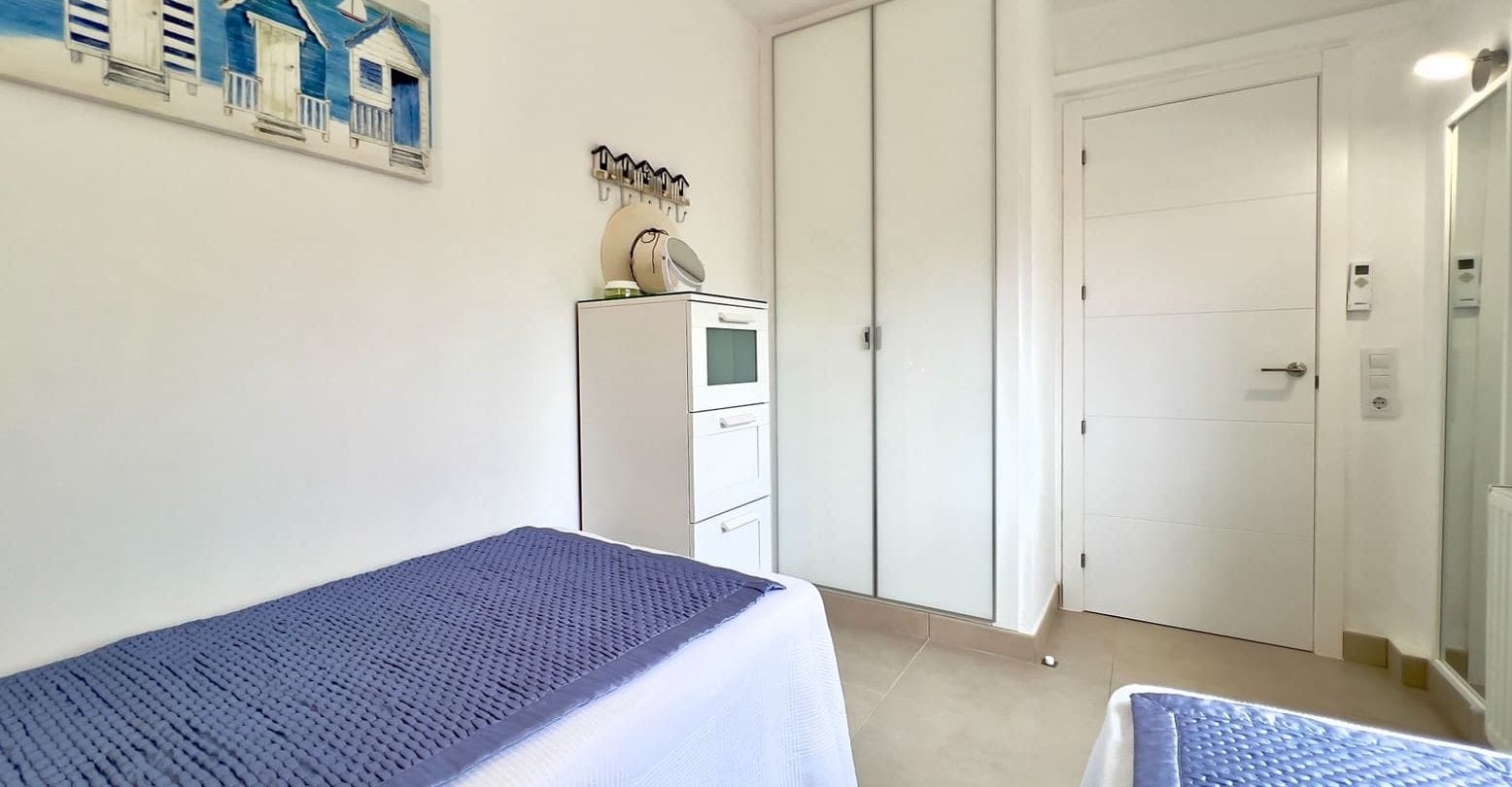 Villa de 5 dormitorios y piscina en Teulada, Alicante
