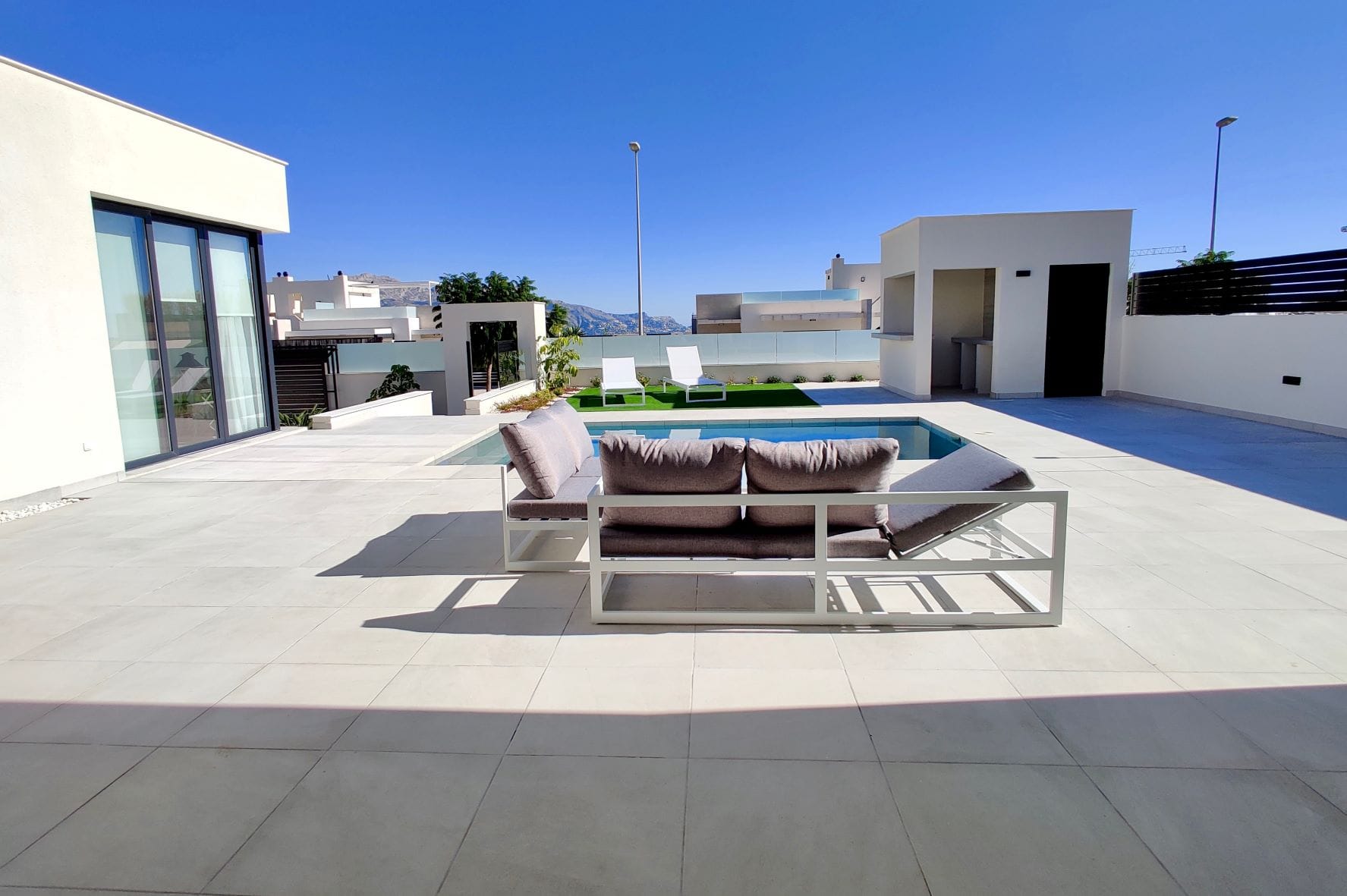 3 slaapkamer villa met uitzicht op zee in de buurt van Albir en Benidorm