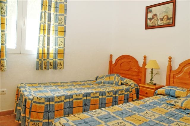 VILLA EN CALPE CON VISTAS ABIERTAS
