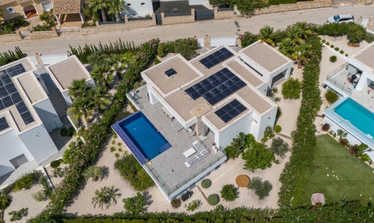 Villa moderne de 3 chambres avec vue sur la mer à Moraira