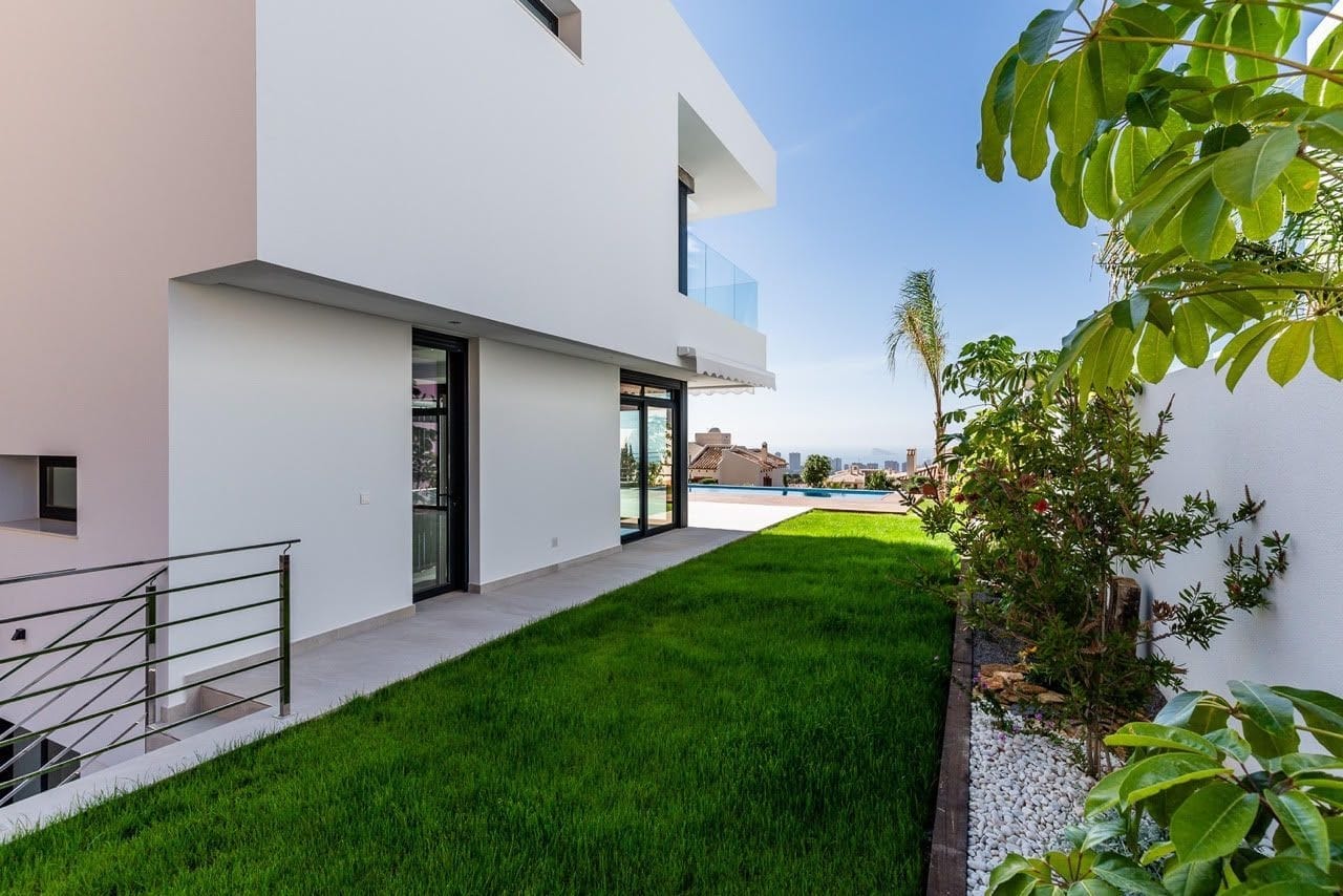 Villa de Lujo en Venta en Finestrat, Alicante