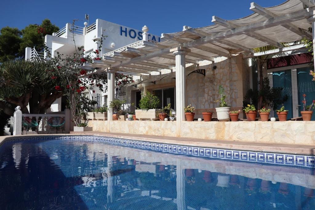 HOSTAL EN VENTA EN CALPE