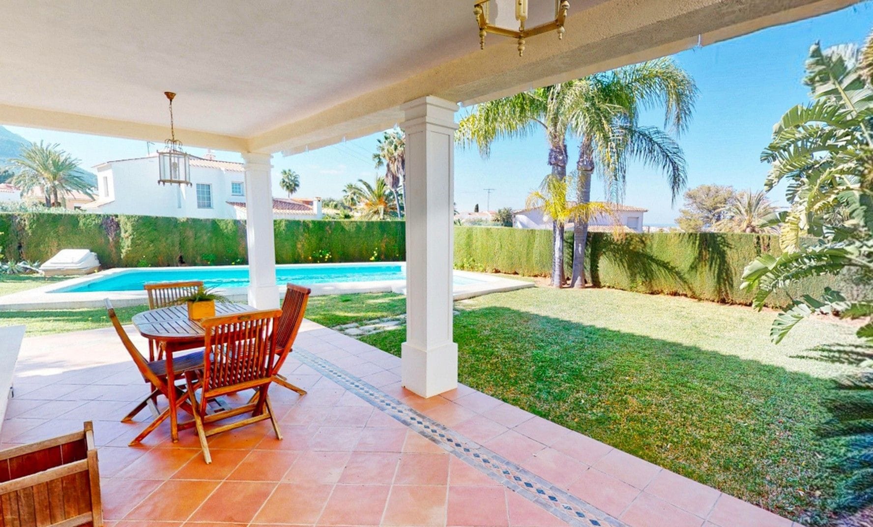 Villa a la venta en Dénia