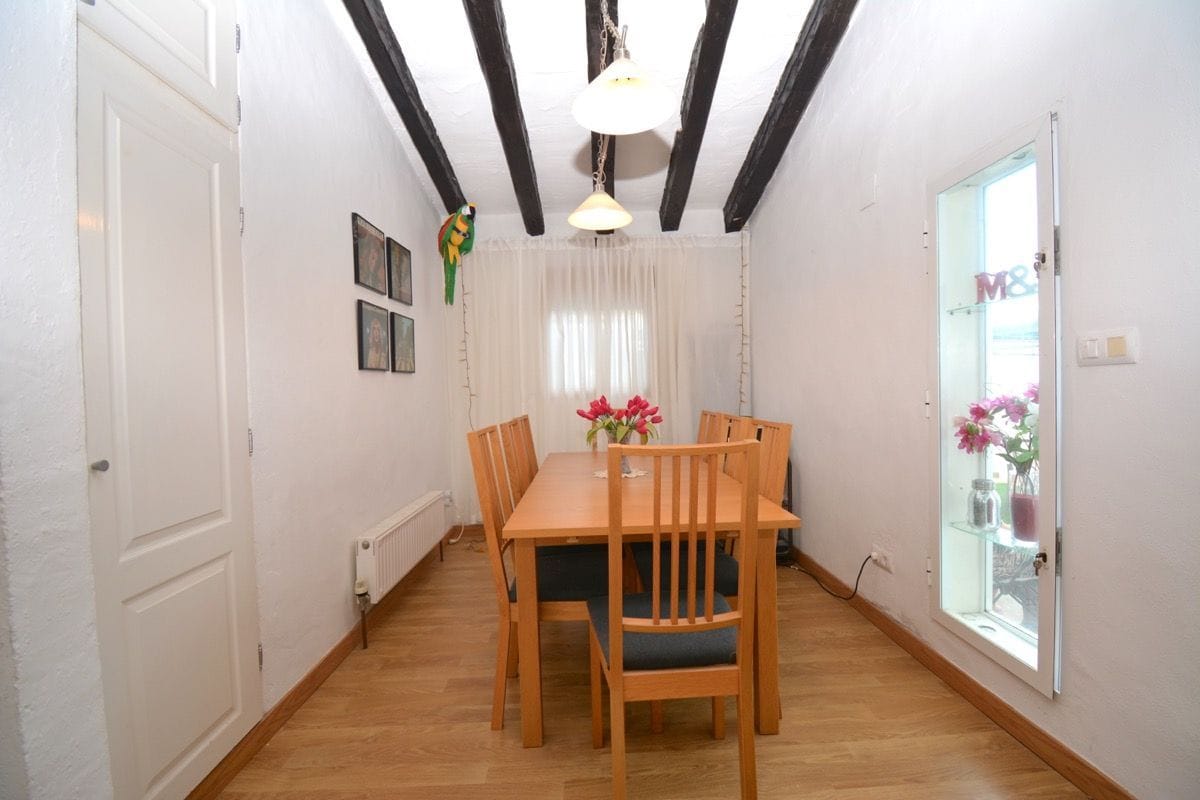 Villa en venta en Denia