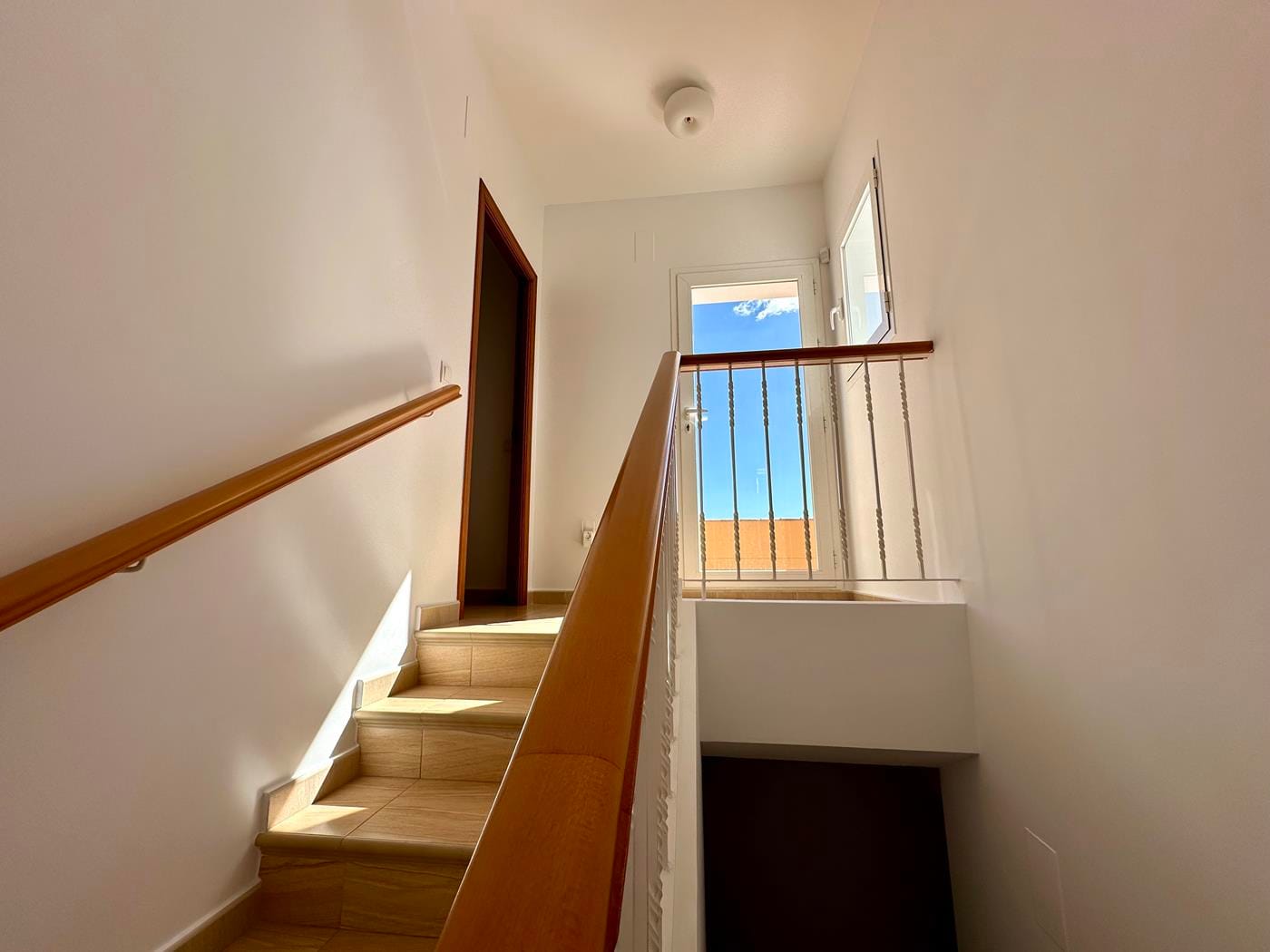Villa con jardín, piscina privada y vistas al mar en Cumbre del Sol