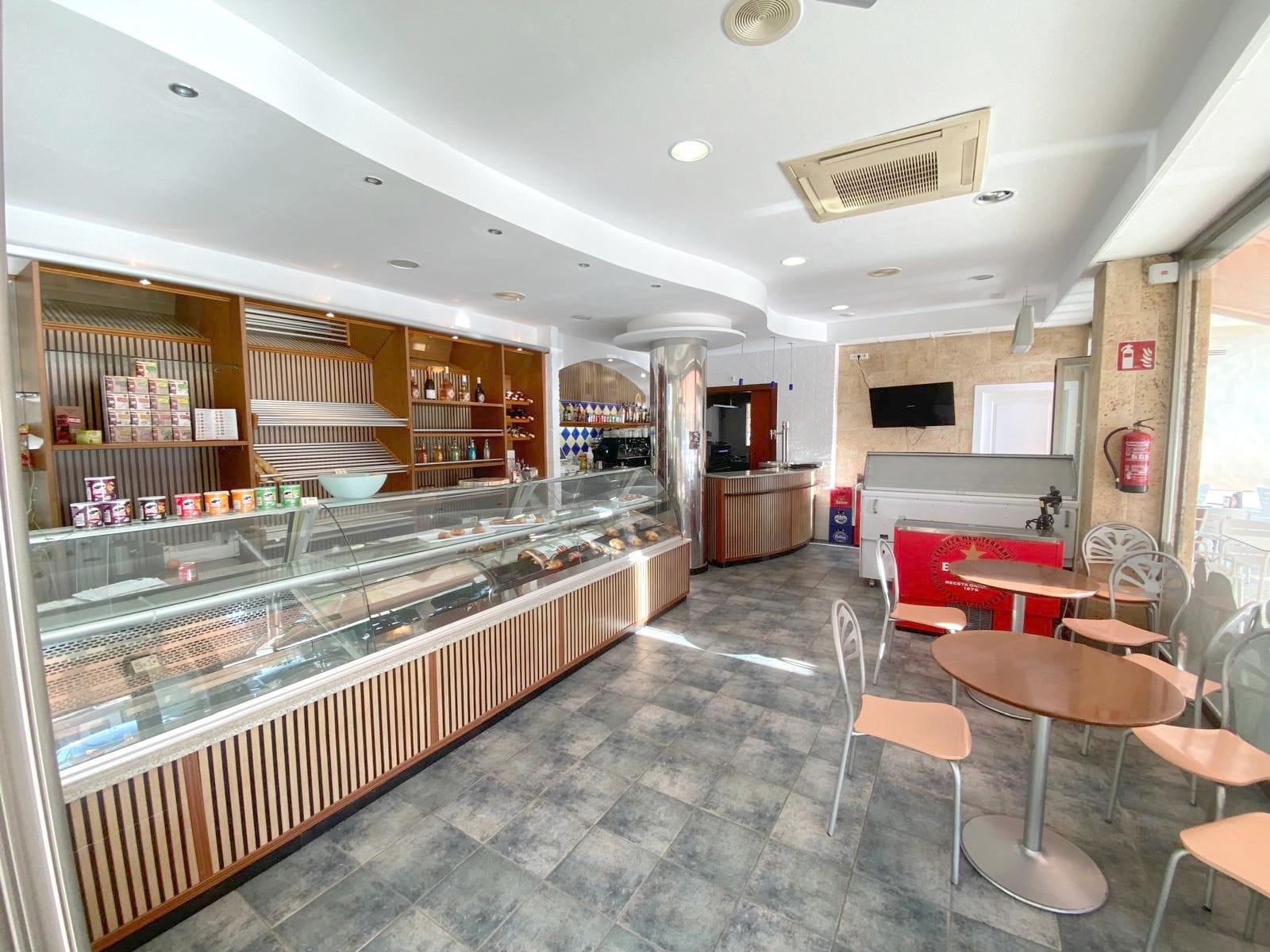 CAFETERÍA EN ALTEA EN MUY BUENA ZONA