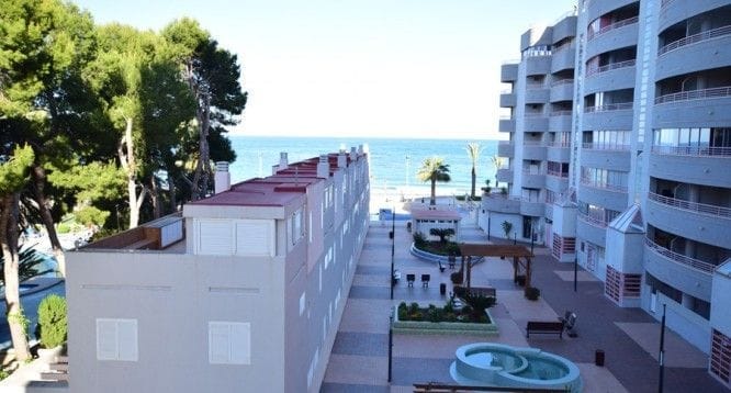 Appartement spacieux à vendre sur le front de mer de La Fossa à Calpe.
