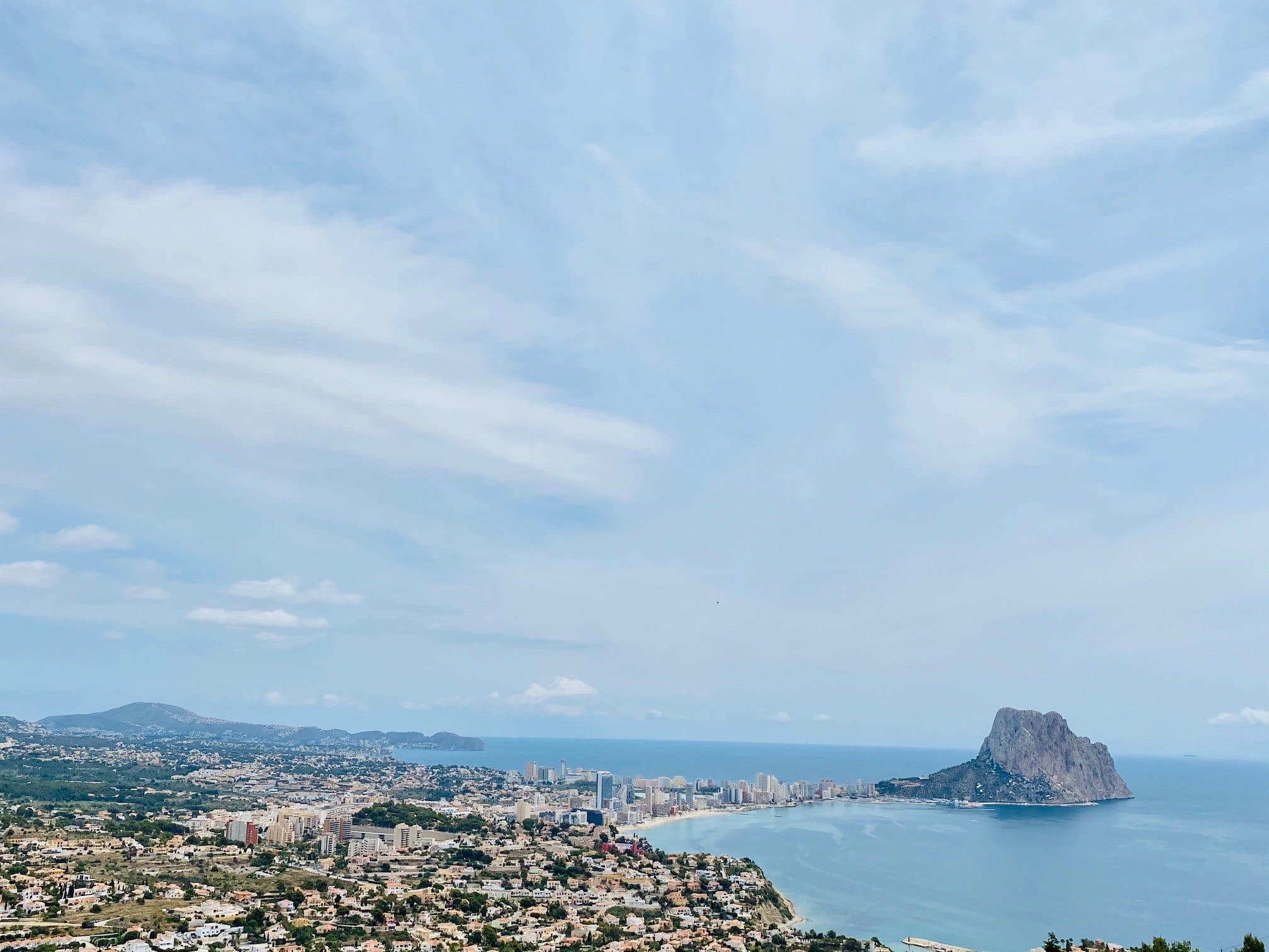 NOUVEAU PROJET À CALPE AVEC DES VUES SPECTACULAIRES