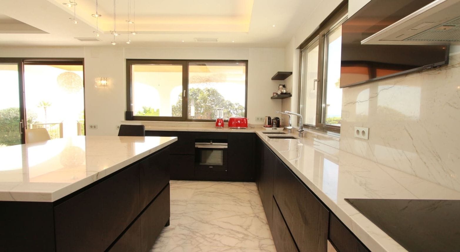 Villa met 4 slaapkamers en uitzicht op zee in Moraira