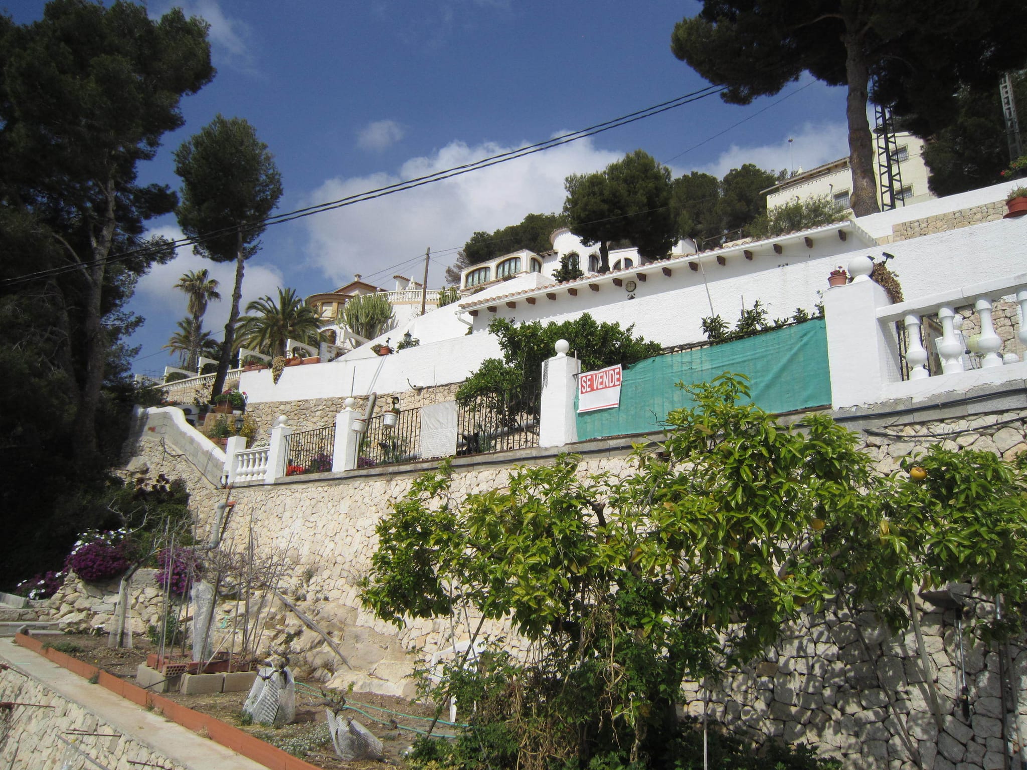 VILLA À MORAIRA AVEC DES VUES SPECTACULAIRES
