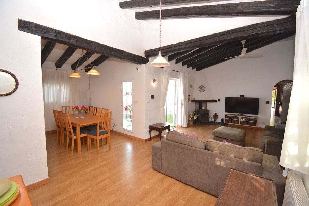 Villa en venta en Denia