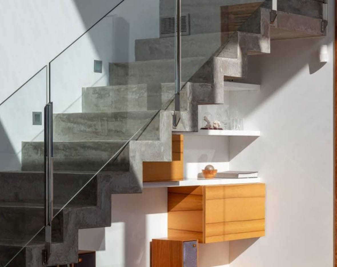 Villa de lujo con vistas panorámicas al mar en Moraira – diseño moderno, piscina climatizada