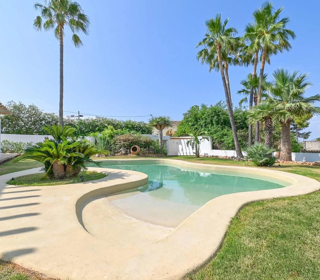 Luxe Villa met Panoramisch Zeezicht in de Benissa Kust