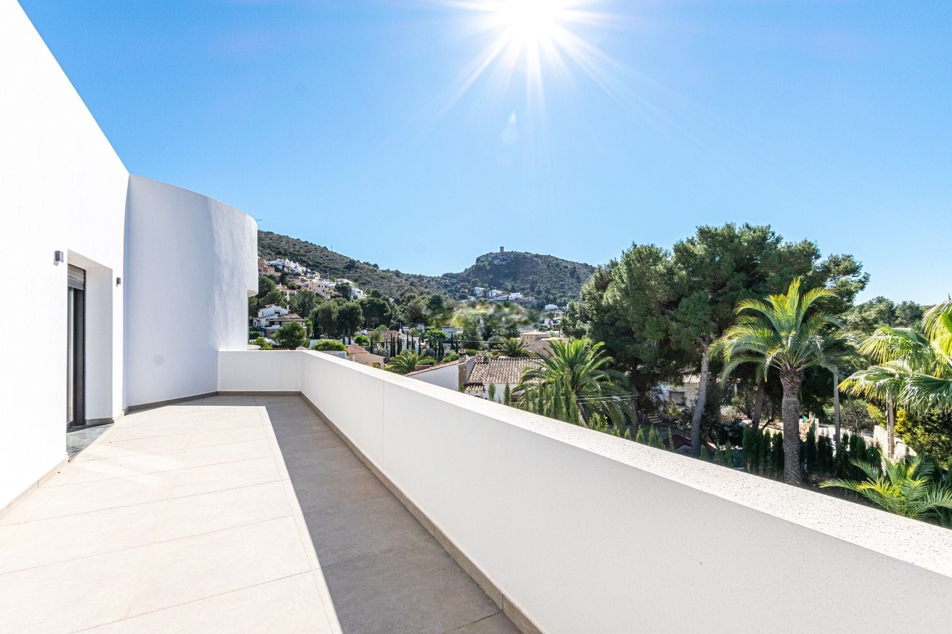 Villa méditerranéenne à seulement 100 mètres de la plage d’El Portet à Moraira