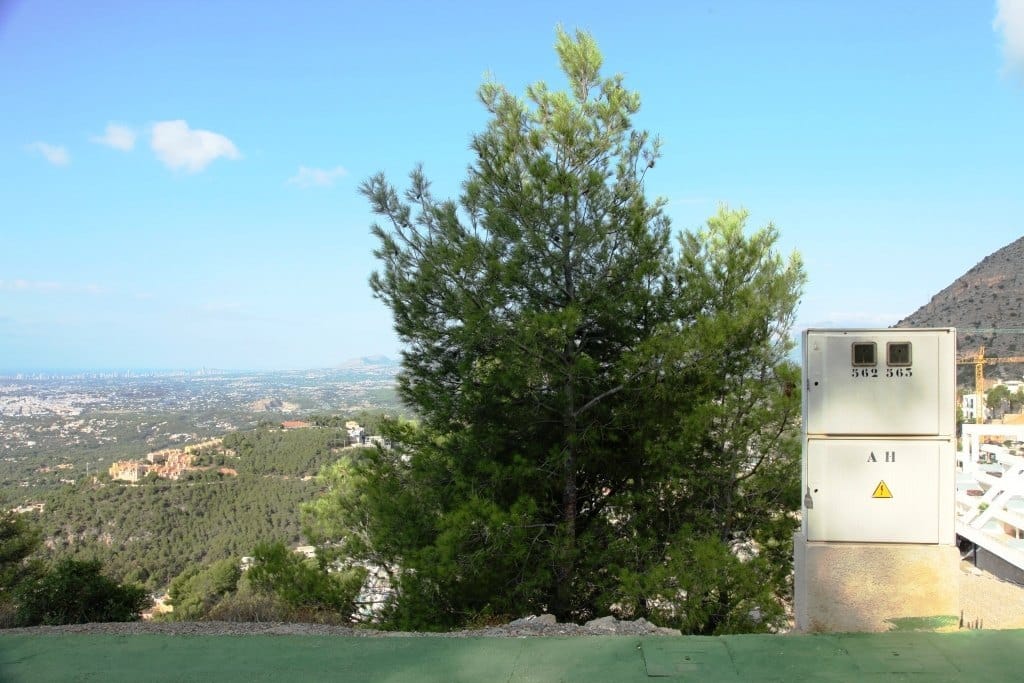PARCELAS EN ALTEA HILLS CON VISTAS AL MAR...