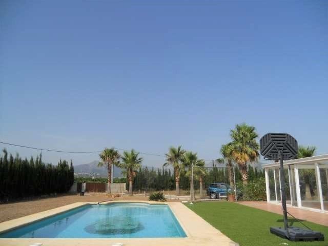 Casa de campo en Benidoleig