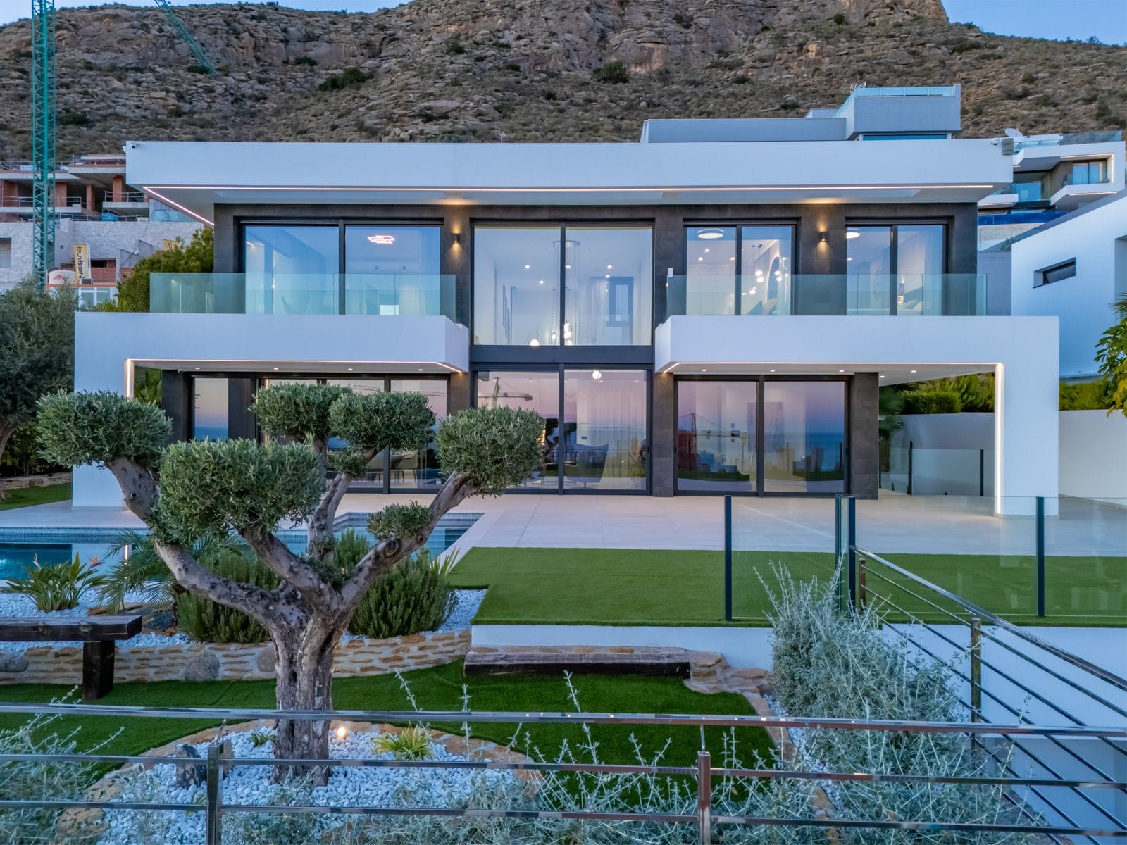 VILLA EN FINESTRAT