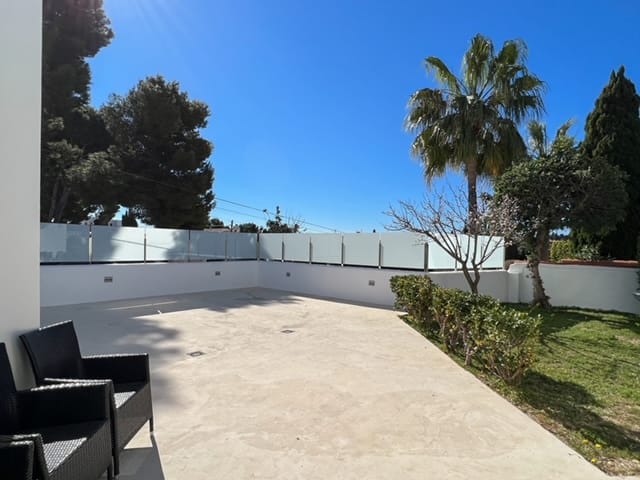 VILLA MODERNE EXCLUSIVE À VENDRE À MORAIRA