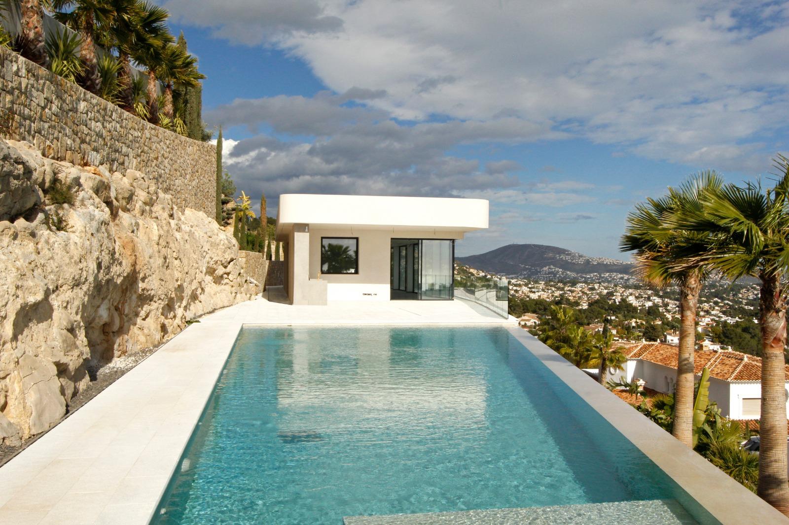 Exclusieve luxe villa in Benissa met panoramisch zeezicht