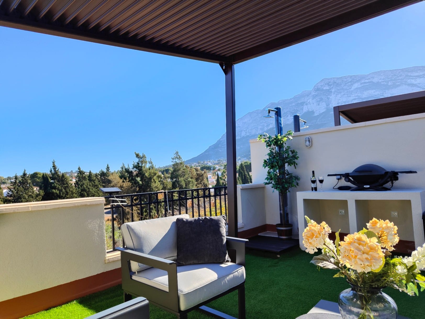 Apartamento de 2 dormitorios en la segunda planta, Dénia