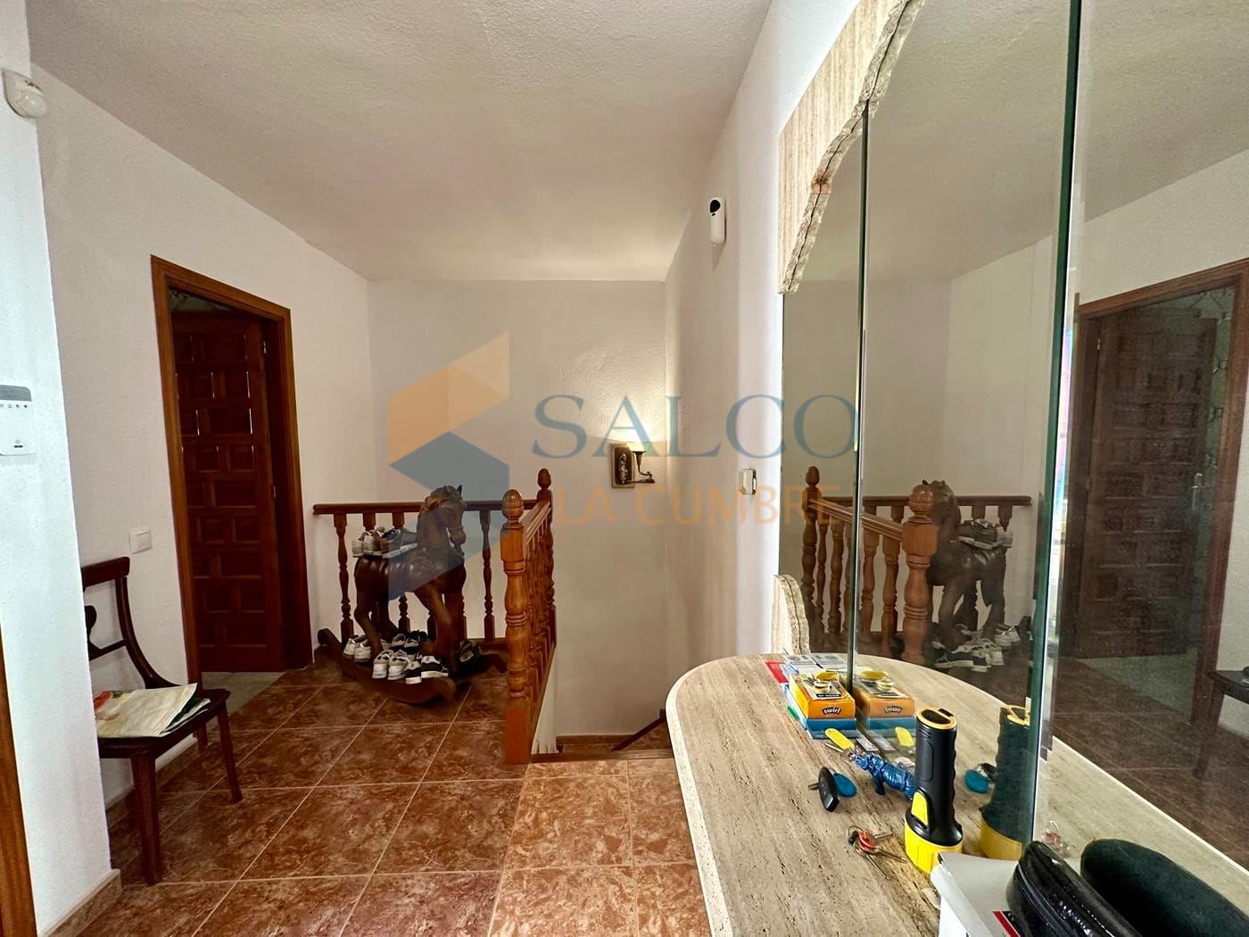 Villa met zwembad, tuin en uitzicht op zee in Cumbre del Sol