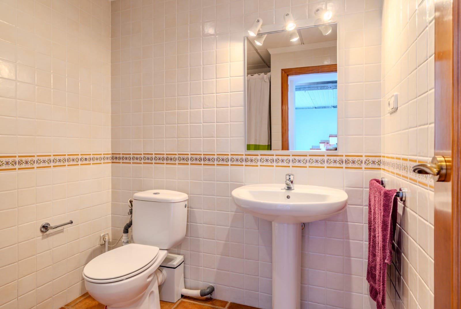 PRECIOSA VILLA EN DENIA MUY CERCA DEL PUEBLO