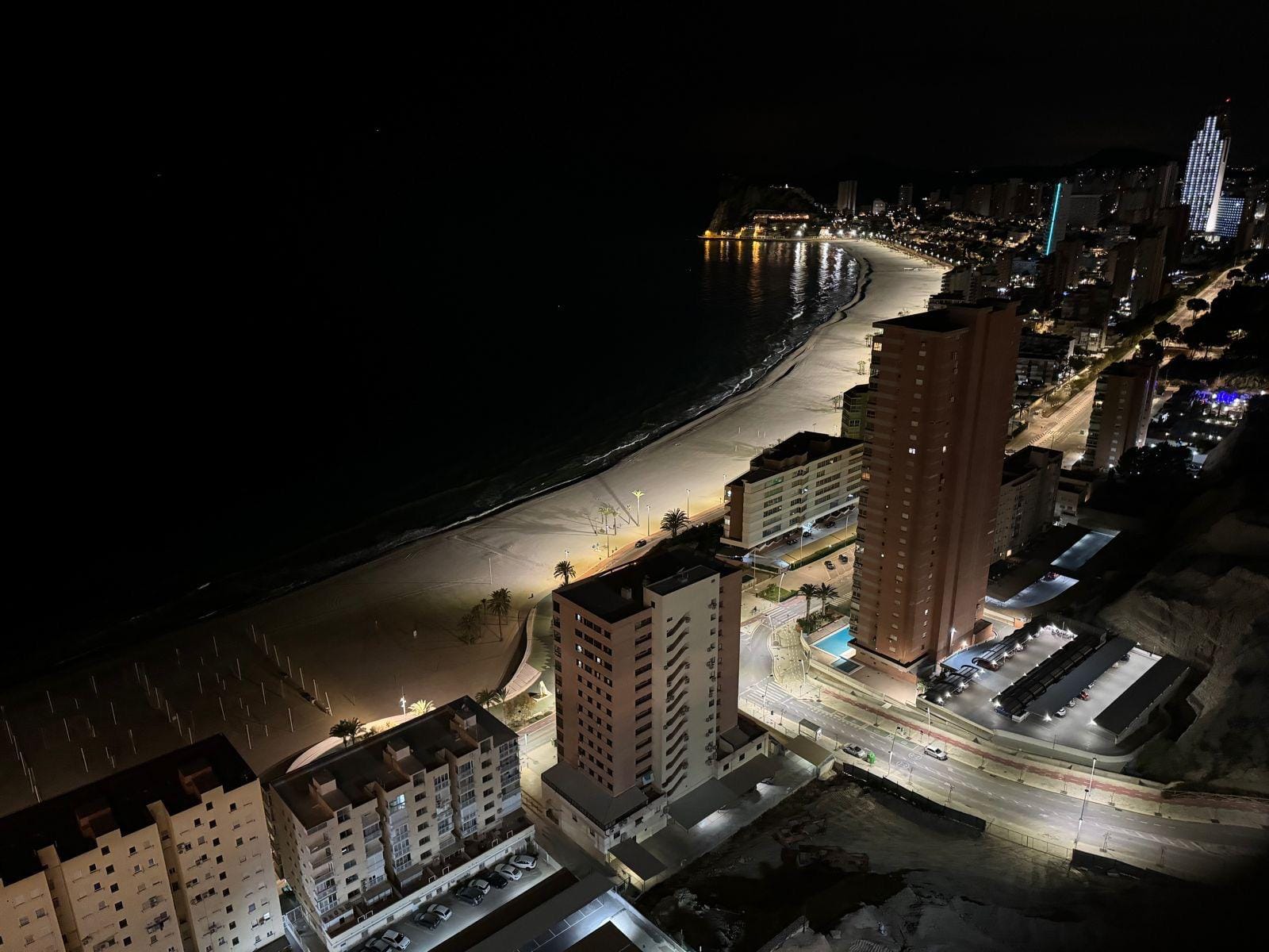 Nowoczesny penthouse z panoramicznym widokiem w Benidormie