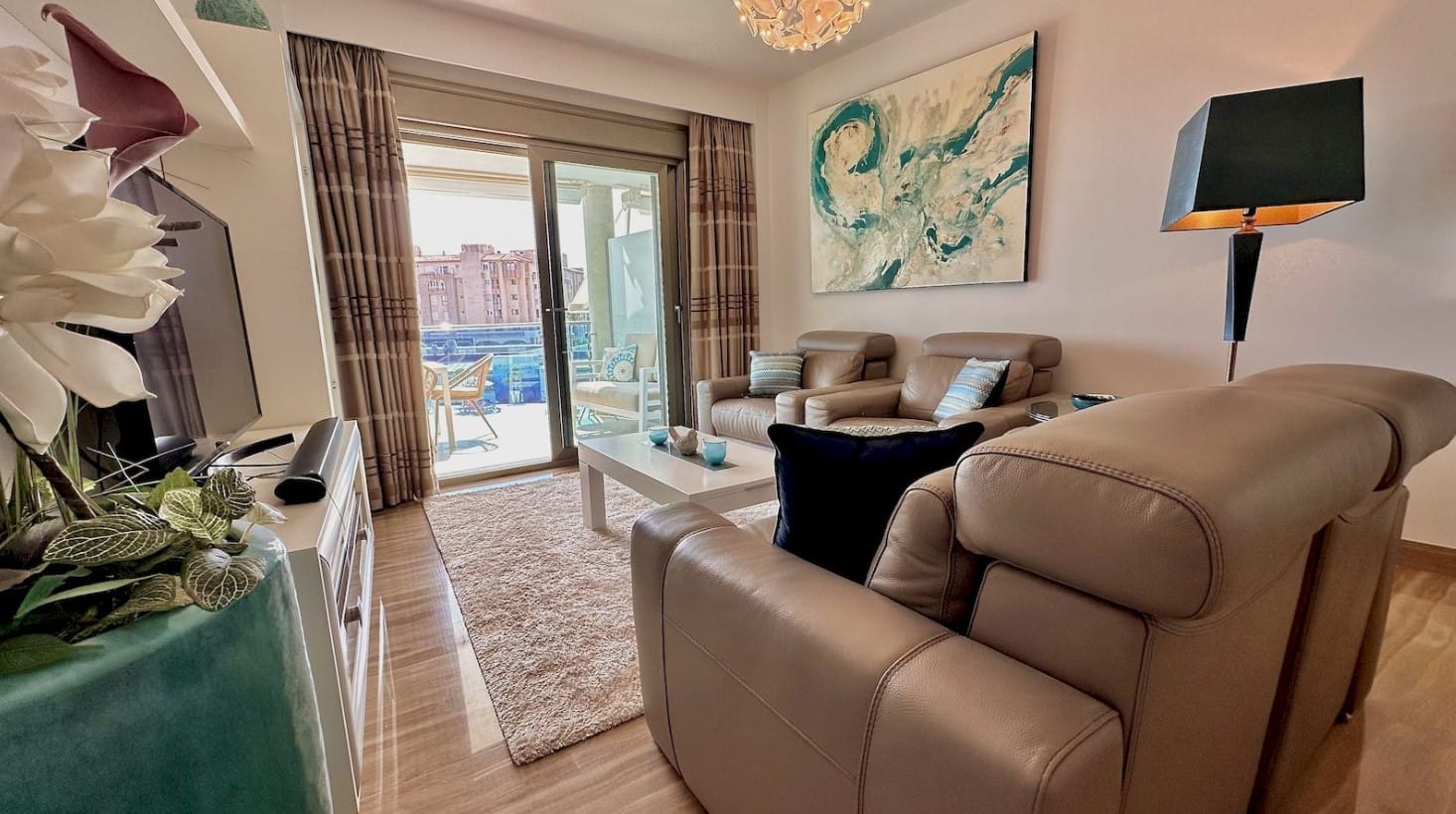 Apartamento en primera línea de la Playa del Arenal en Jávea