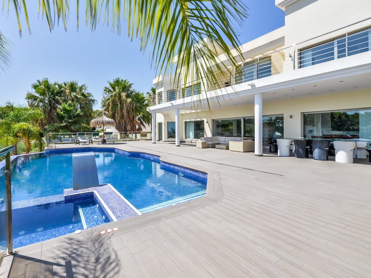 VILLA DE LUJO EN BENISSA COSTA