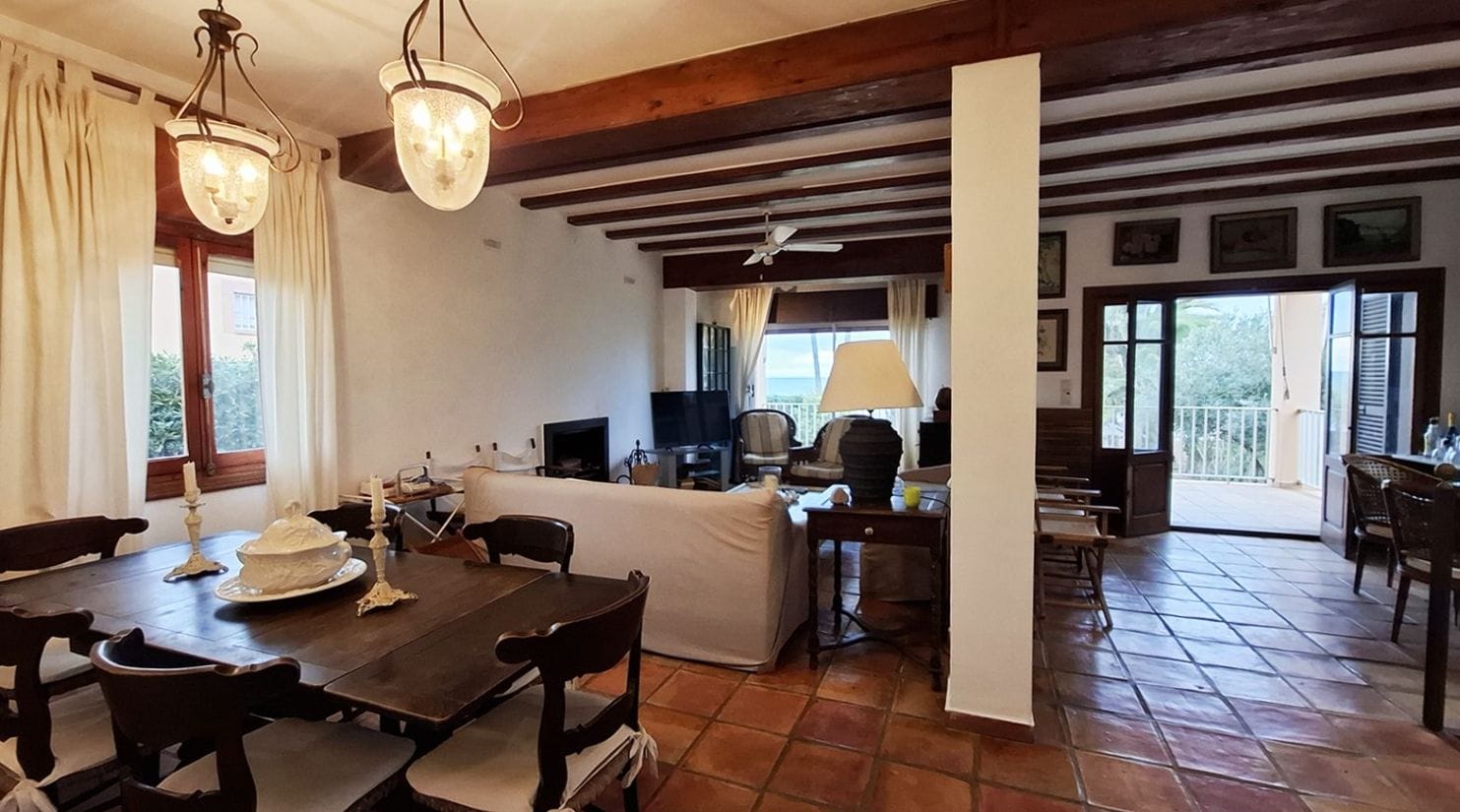 Exklusive Villa direkt am Strand in Las Marinas, Dénia