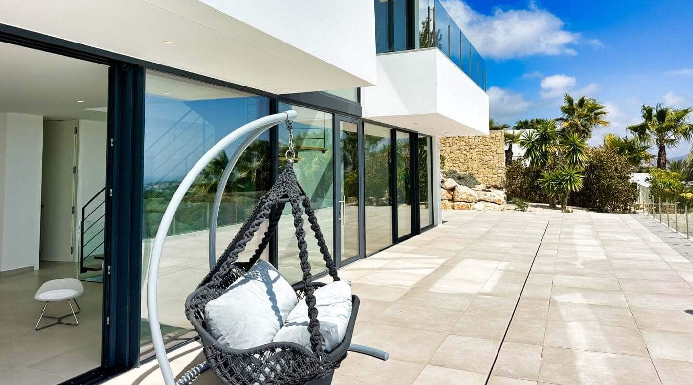 Exclusieve Luxe Villa met Panoramisch Uitzicht op Zee in Benissa