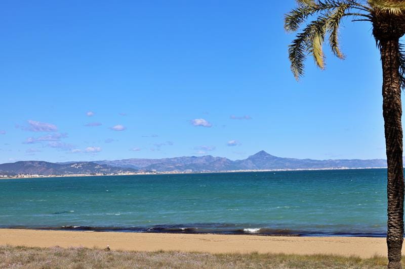 Villa in Denia aan het strand