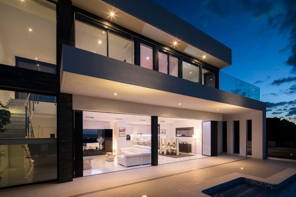 Impresionante villa de nueva construcción en venta con vistas al mar