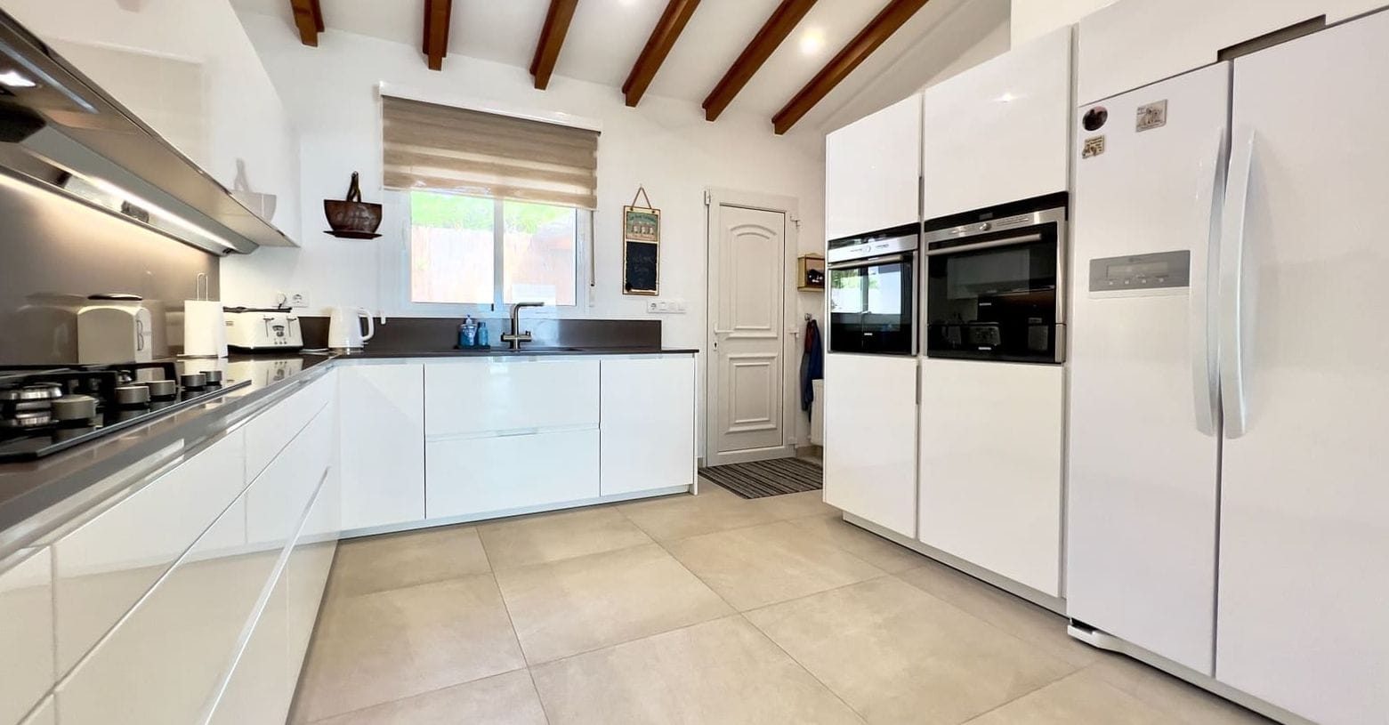 Villa de 5 dormitorios y piscina en Teulada, Alicante