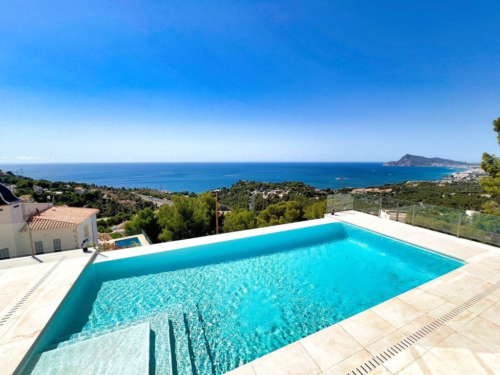 Villa moderna en Altea con vistas al mar