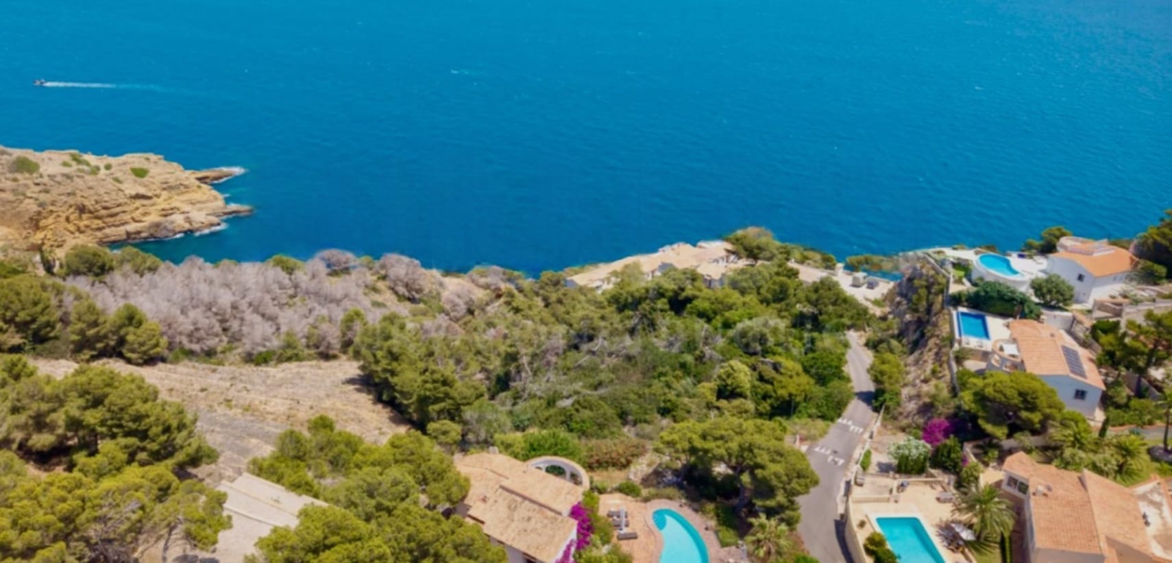 Villa de 3 dormitorios con impresionantes vistas al mar en Javea