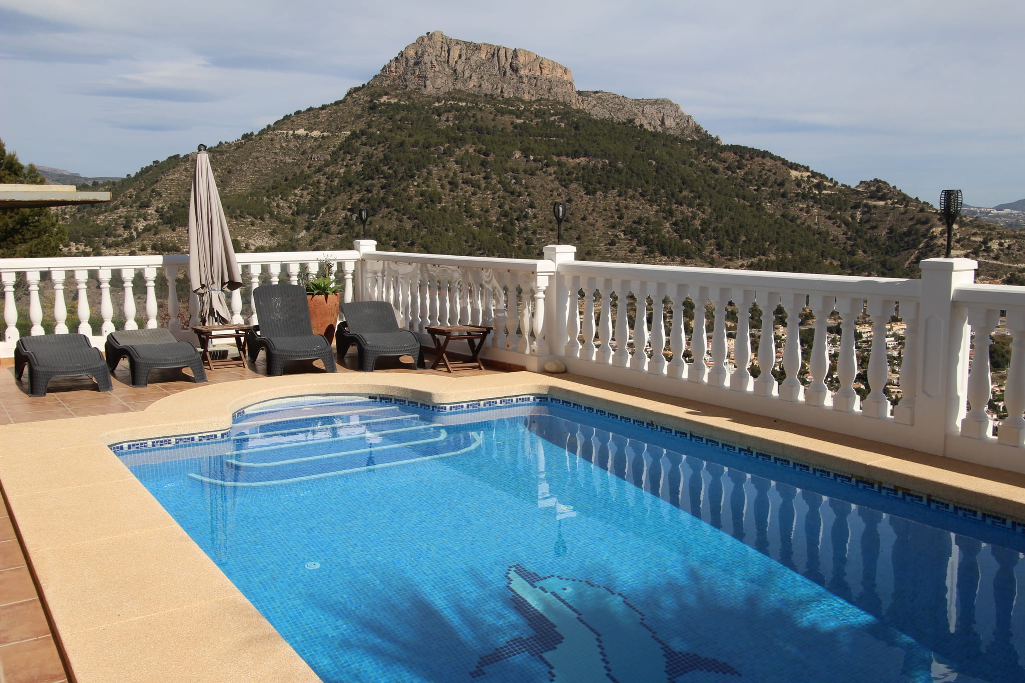 VILLA CON VISTAS IMPRESIONANTES AL MAR