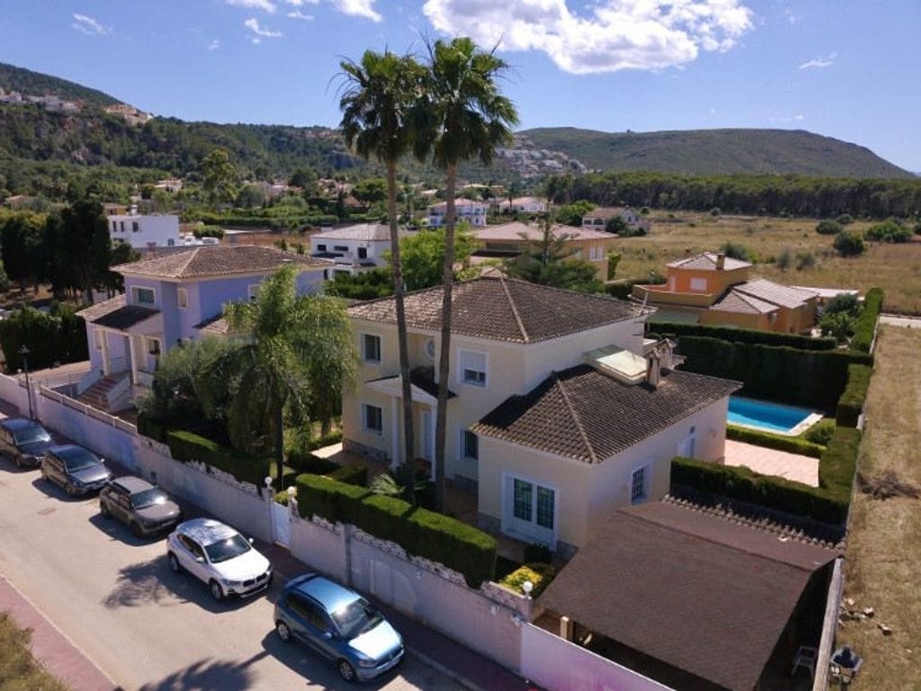 Villa de Lujo en Venta en Dénia, Alicante