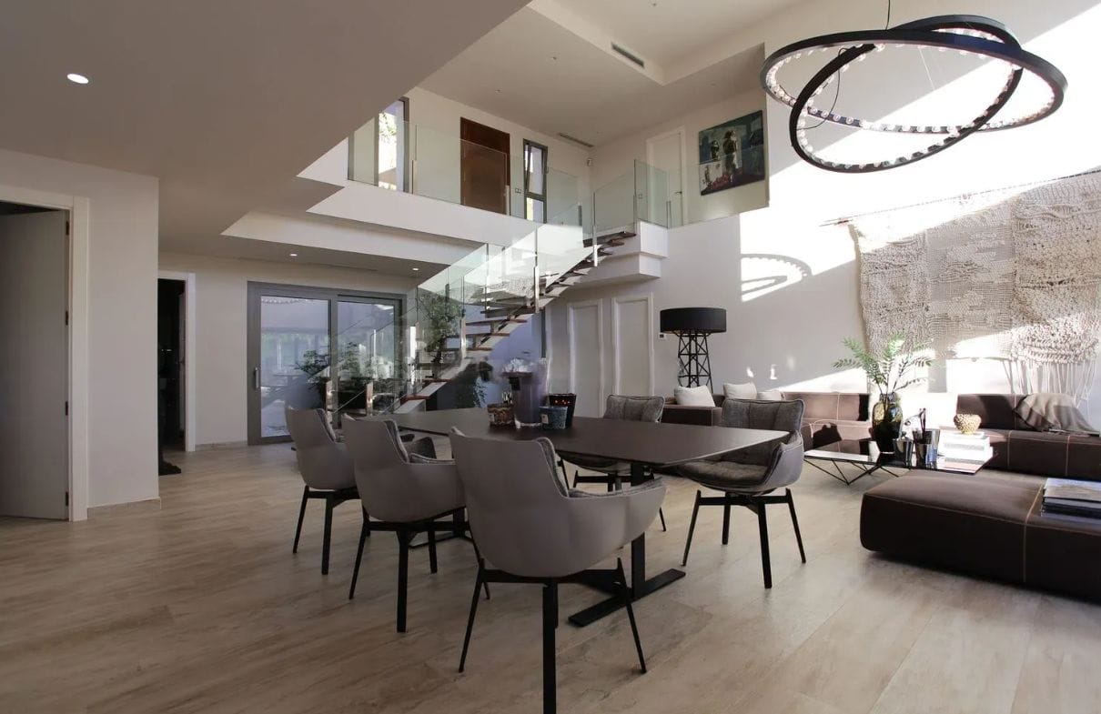 Villa en venta de 5 habitaciones con piscina en Altea