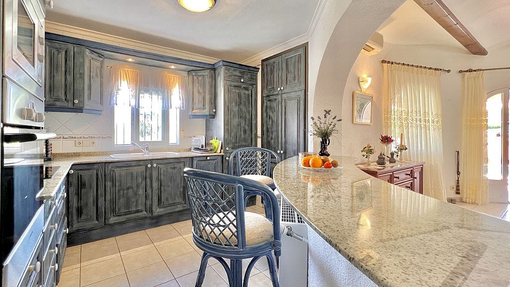 Villa met privé zwembad en uitzicht in Santa Lucia gebied van Denia