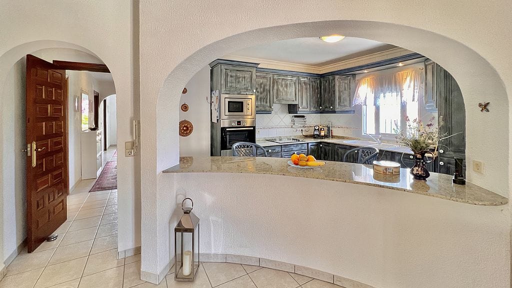 Villa met privé zwembad en uitzicht in Santa Lucia gebied van Denia