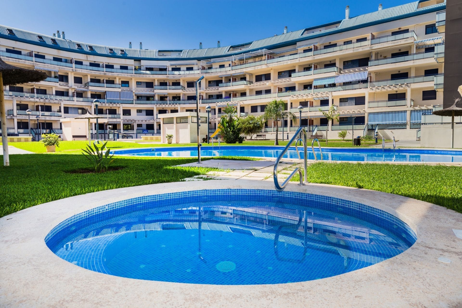 Appartement à vendre à Denia avec vue sur la mer et piscine