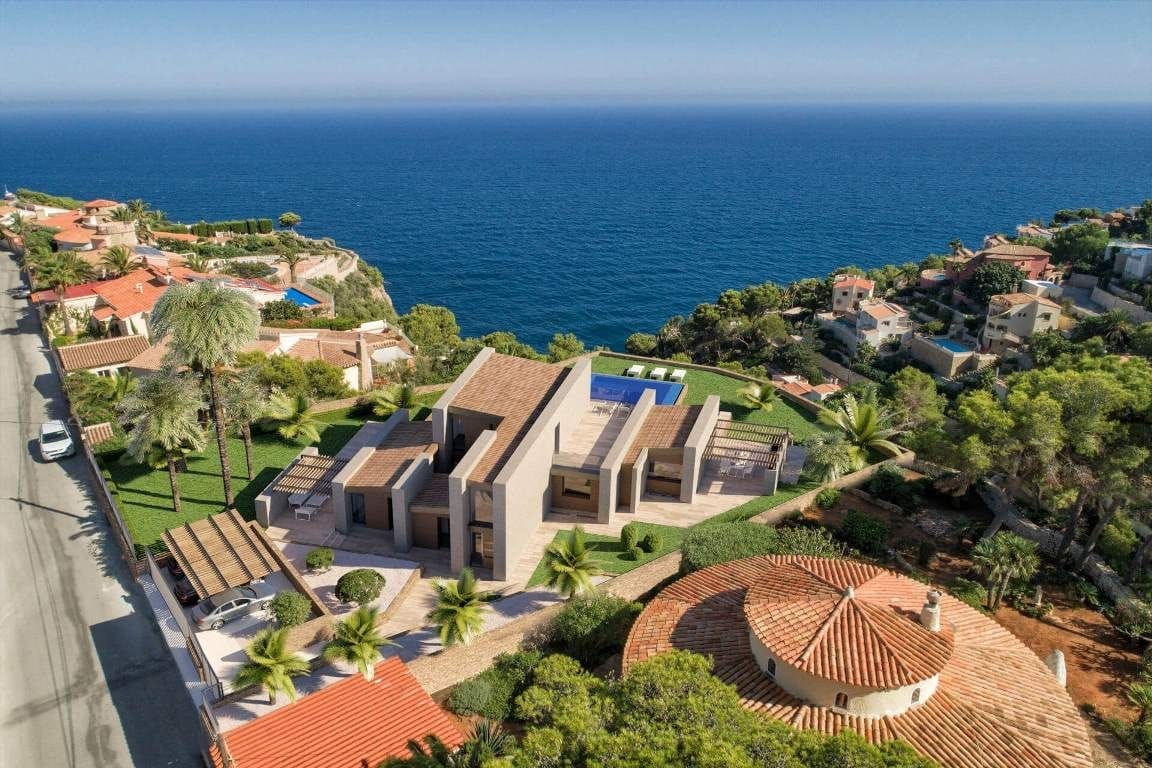 Espectacular Villa en primera línea en la zona Balcón del Mar en Javea