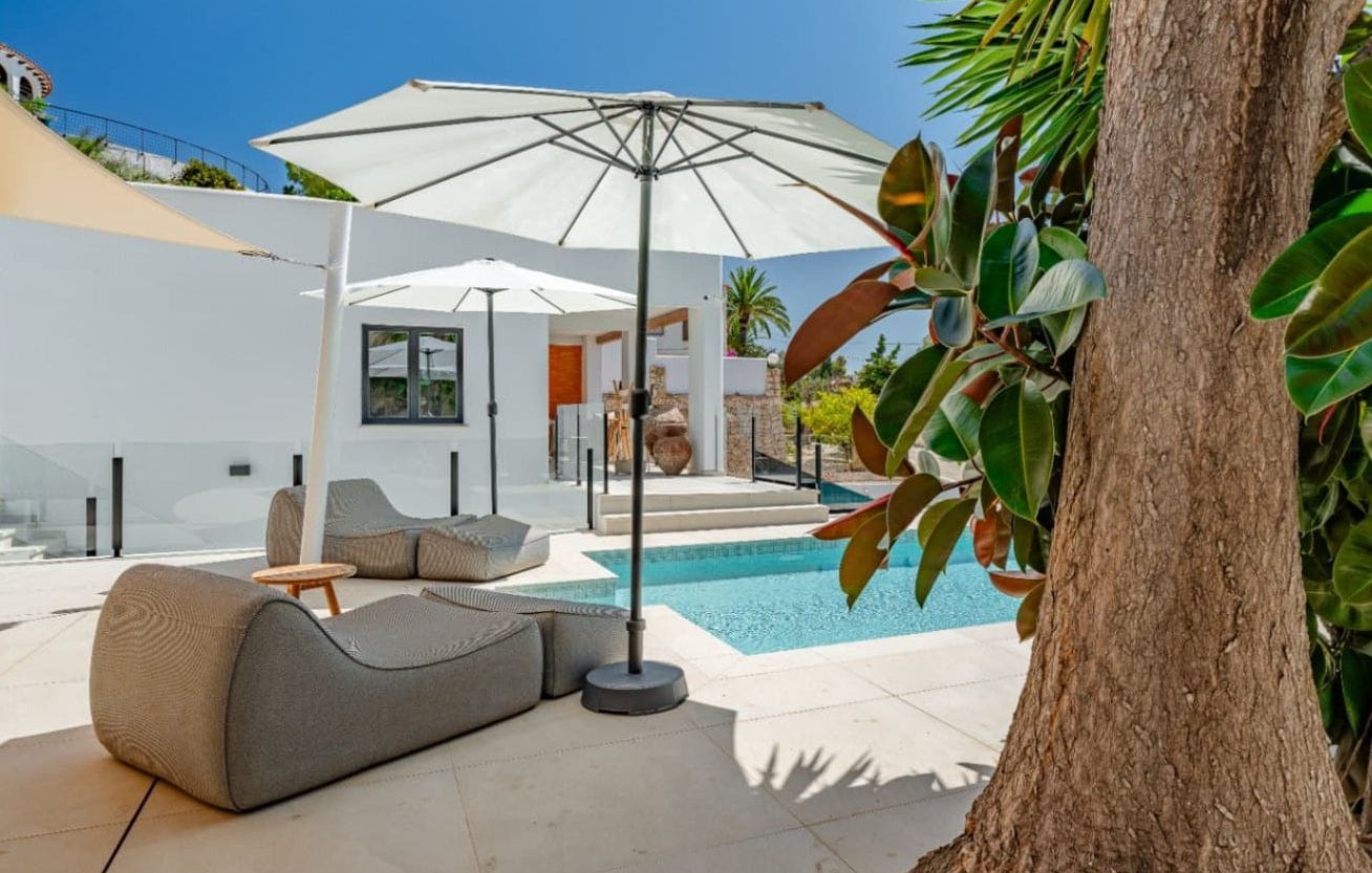 Villa de luxe exclusive neuve avec vue sur la mer à Racó de Galeno, Benissa.
