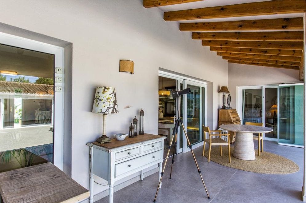 Villa zum Verkauf mit 4 Schlafzimmern und Pool in Denia, Alicante