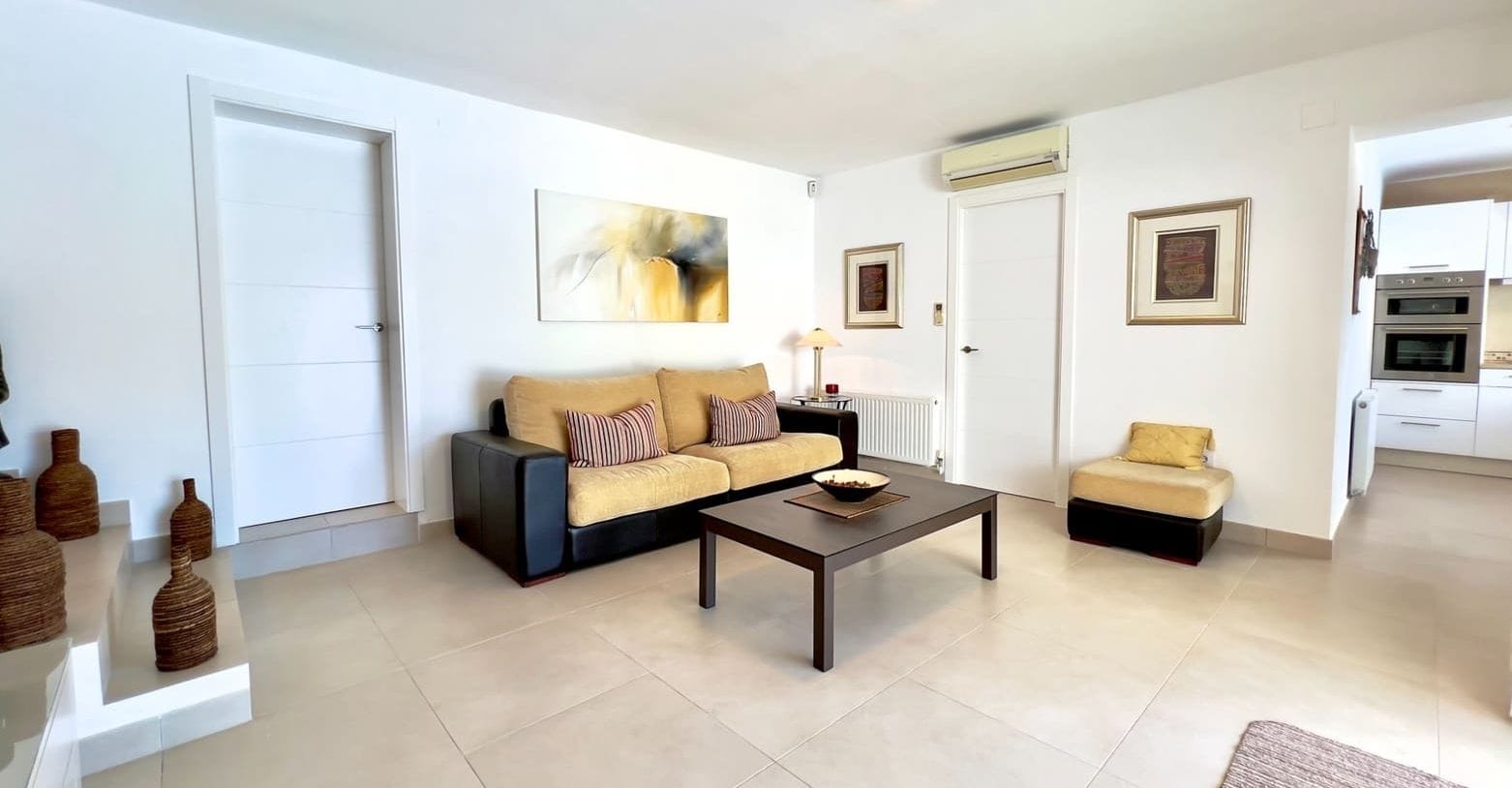 Villa de 5 dormitorios y piscina en Teulada, Alicante